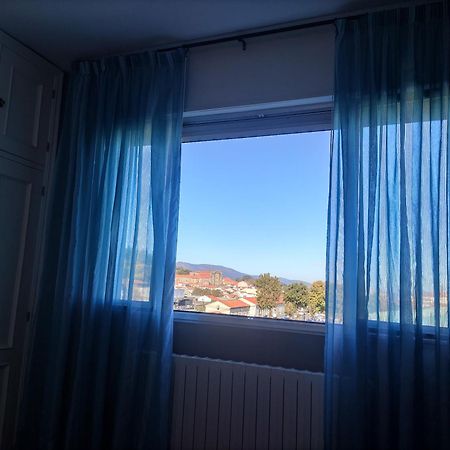 Albergue Pension Flavia Падрон Экстерьер фото